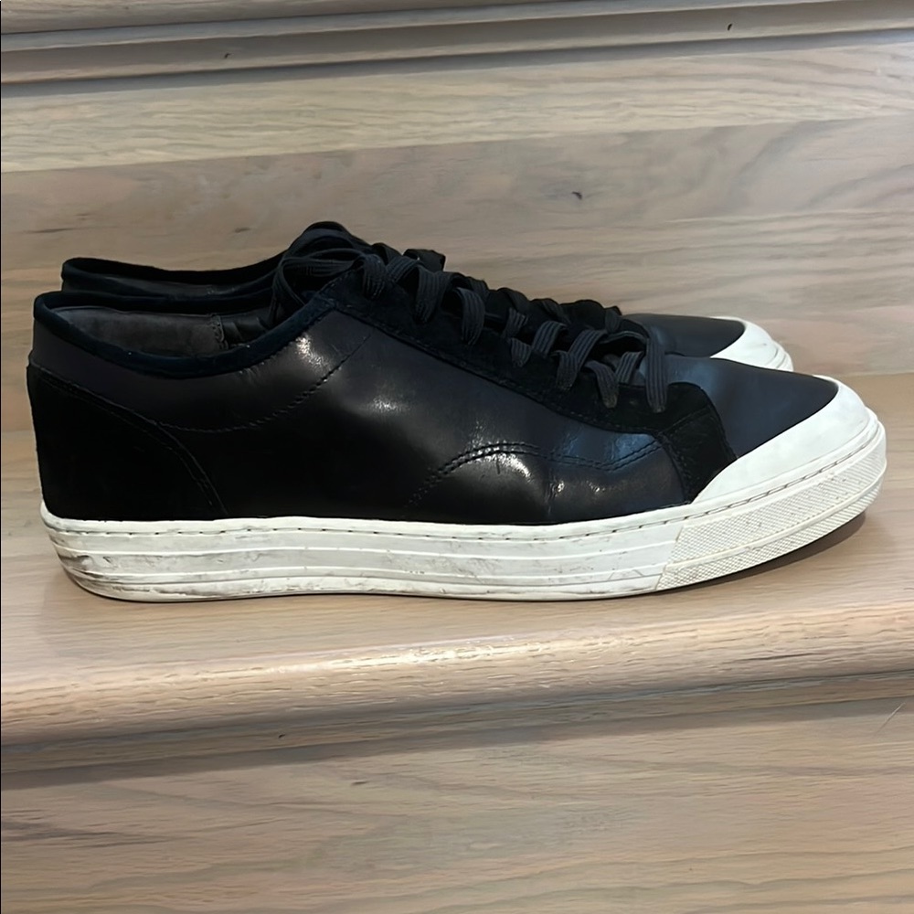 Men’s Vince Two-Tone Leather Black and White Sneakers with suede accents - Picture 2 of 12